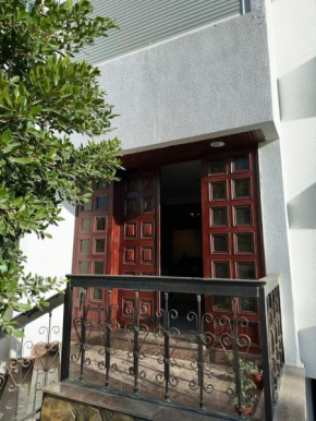 ليفينق ان 2 living Inn